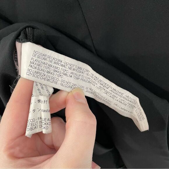 Zara Trafaluc Black Crop Crew Neck Sleeveless Top Side Zip Women’s Size S - Picture 4 of 7